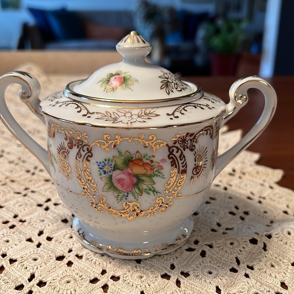 Vintage Chikaramchi handpainted sugar and creamer 1930 - Picture 3 of 7